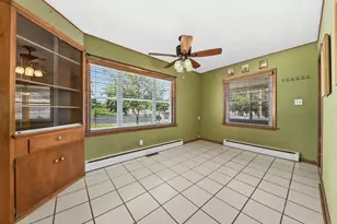 2802 S 47th St, Milwaukee, WI 53219 - Photo 13