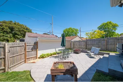 2802 S 47th St, Milwaukee, WI 53219 - Photo 29