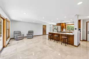 18345 Harvest Ln, Brookfield, WI 53045 - Photo 5