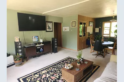 6205 N Garden Grove Ln, Glendale, WI 53209 - Photo 3