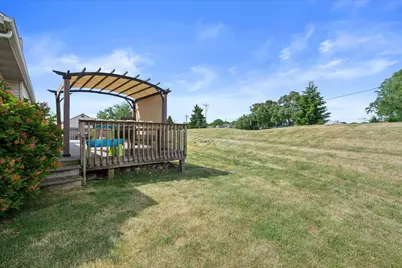 N7101  Lakeshore Ave, Sugar Creek, WI 53121 - Photo 29