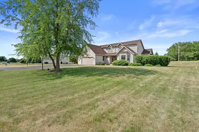 N7101  Lakeshore Ave, Sugar Creek, WI 53121 - Photo 35