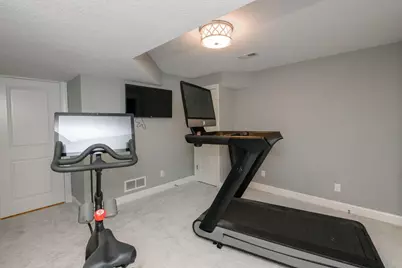 N116W17834  Blackstone Cir, Germantown, WI 53022 - Photo 37