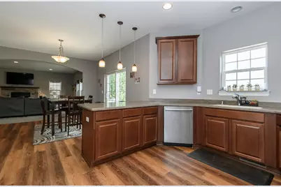 N116W17834  Blackstone Cir, Germantown, WI 53022 - Photo 19