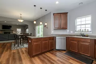 N116W17834 Blackstone Cir, Germantown, WI 53022 - Photo 17