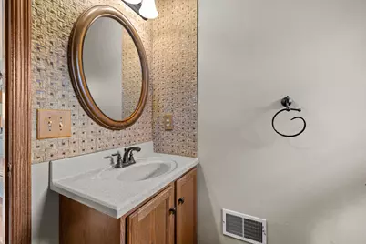 S78W18206  Lions Park Dr, Muskego, WI 53150 - Photo 33