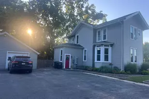 304 S Silver Lake St, Oconomowoc, WI 53066 - Photo 9