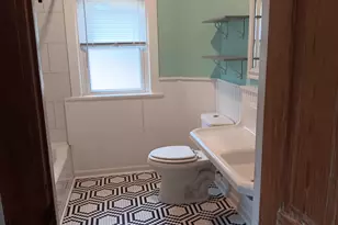 304 S Silver Lake St, Oconomowoc, WI 53066 - Photo 27