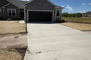 123 Resort Dr, Johnson Creek, WI 53038 - Photo 1