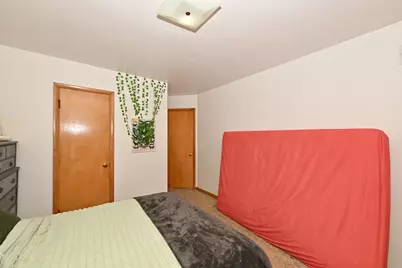 8730 W Hadley St, Milwaukee, WI 53222 - Photo 25