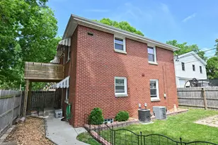 8730 W Hadley St, Milwaukee, WI 53222 - Photo 43