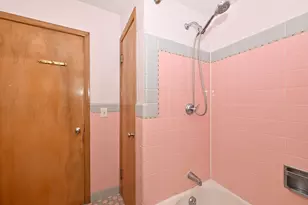 8730 W Hadley St, Milwaukee, WI 53222 - Photo 27