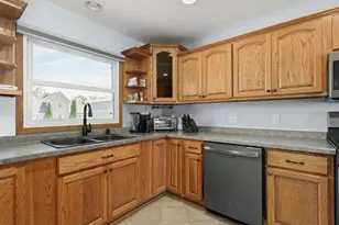 718 N Water St, Watertown, WI 53098 - Photo 15