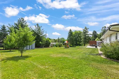 1310  Sunnycrest Dr, Brookfield, WI 53186 - Photo 37