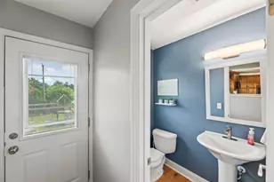 1310 Sunnycrest Dr, Brookfield, WI 53186 - Photo 23