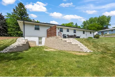 1310  Sunnycrest Dr, Brookfield, WI 53186 - Photo 35