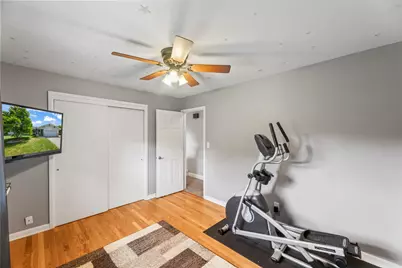 1310  Sunnycrest Dr, Brookfield, WI 53186 - Photo 19