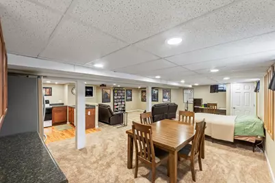 1310  Sunnycrest Dr, Brookfield, WI 53186 - Photo 29