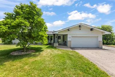1310  Sunnycrest Dr, Brookfield, WI 53186 - Photo 43