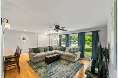 1310  Sunnycrest Dr, Brookfield, WI 53186 - Photo 3