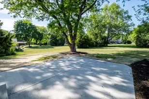 14420 Woodridge Cir, Brookfield, WI 53005 - Photo 45