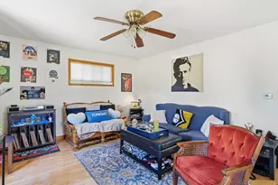 1035 N 43rd St, Manitowoc, WI 54220 - Photo 3