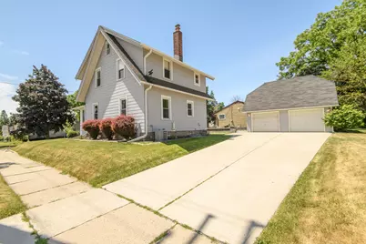700  Chicago Ave, Waukesha, WI 53188 - Photo 39