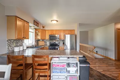 307  Roberts St, Holmen, WI 54636 - Photo 9