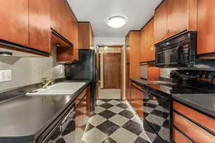 1219 N Jackson St, Milwaukee, WI 53202 - Photo 11
