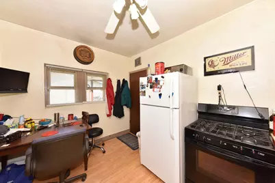 N96W20275  County Line Rd, Menomonee Falls, WI 53051 - Photo 35