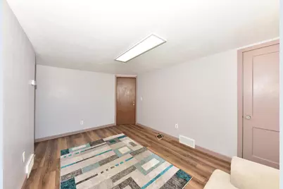 N96W20275  County Line Rd, Menomonee Falls, WI 53051 - Photo 25