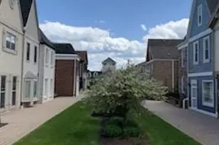 2206 Stonecroft Dr, Grafton, WI 53024 - Photo 3