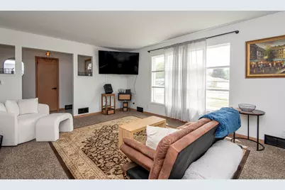 707 N Moreland Blvd, Waukesha, WI 53188 - Photo 3