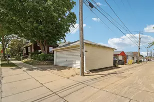 1980 S 73rd St, West Allis, WI 53219 - Photo 33