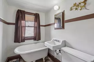 1980 S 73rd St, West Allis, WI 53219 - Photo 21