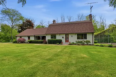 2541  Valley Dr, Manitowoc Rapids, WI 54220 - Photo 9