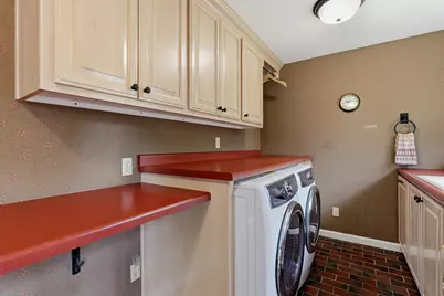 2541  Valley Dr, Manitowoc Rapids, WI 54220 - Photo 27