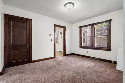 213-215  16th St, La Crosse, WI 54601 - Photo 9