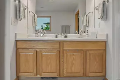 8125  Doe Glen Ct, Racine, WI 53406 - Photo 19