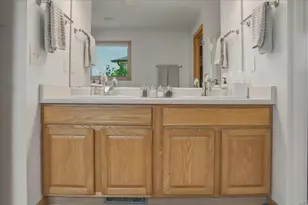 8125 Doe Glen Ct, Racine, WI 53406 - Photo 19