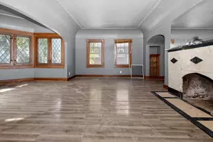 2260 N 60th St, Milwaukee, WI 53208 - Photo 7