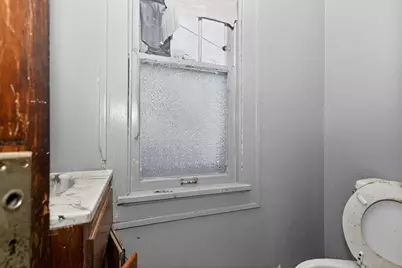 2260 N 60th St, Milwaukee, WI 53208 - Photo 23