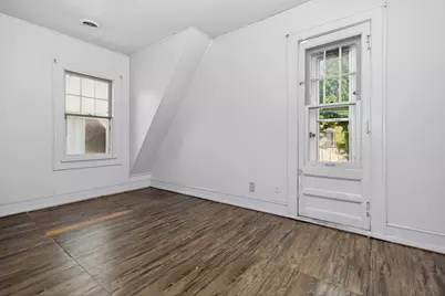 2260 N 60th St, Milwaukee, WI 53208 - Photo 11