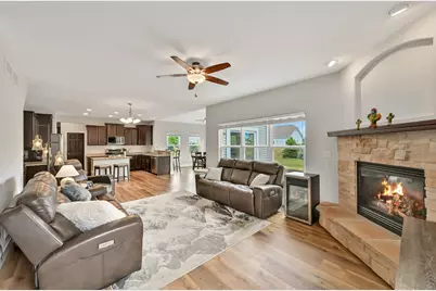 N44W22870  Bridge St, Pewaukee, WI 53072 - Photo 7