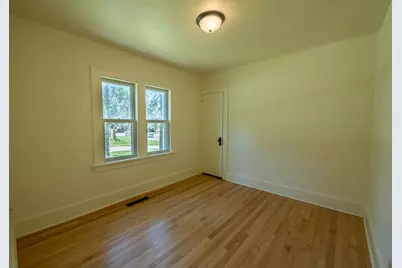 N168W21041  Main St, Jackson, WI 53037 - Photo 17
