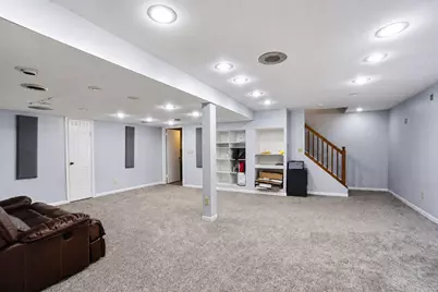 N83W18025  Le Mons Dr, Menomonee Falls, WI 53051 - Photo 35