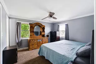 N83W18025 Le Mons Dr, Menomonee Falls, WI 53051 - Photo 19