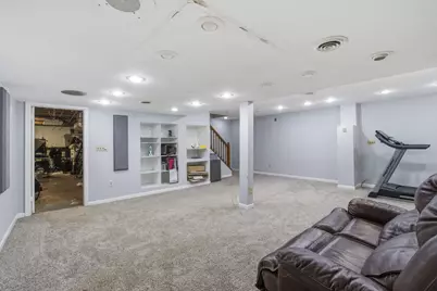 N83W18025  Le Mons Dr, Menomonee Falls, WI 53051 - Photo 37