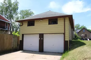 139 N 73rd St, Milwaukee, WI 53213 - Photo 3