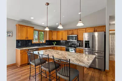 1207  Hummingbird Pl, Sheboygan Falls, WI 53085 - Photo 9